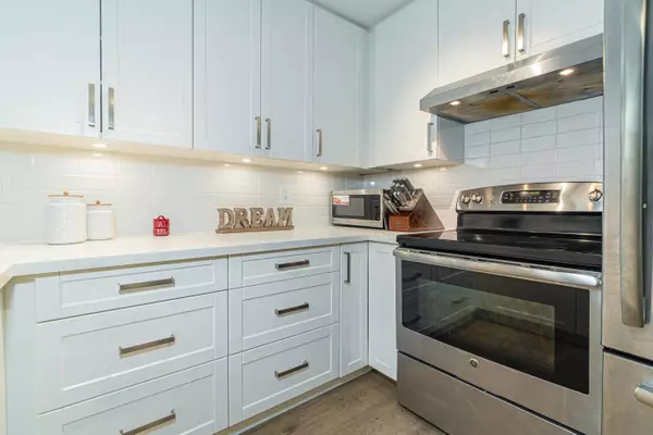 Port Coquitlam, BC V3C 1Y8,2344 Atkins AVE #106