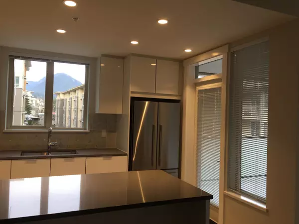 North Vancouver, BC V7J 0B8,2632 Library LN #2XX