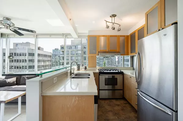 Vancouver, BC V6E 4R7,1003 Burnaby ST #1202