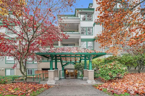 White Rock, BC V4B 5K1,1575 Best ST #213