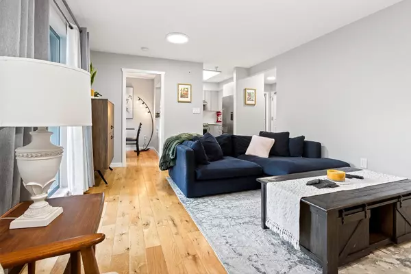 Port Moody, BC V3H 5C6,260 Newport DR #403