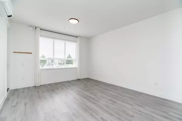 2180 Kelly AVE #1205 Port Coquitlam, BC V3C 0S6