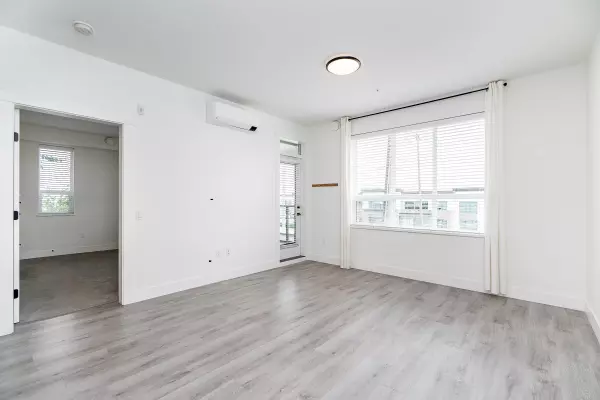 2180 Kelly AVE #1205 Port Coquitlam, BC V3C 0S6