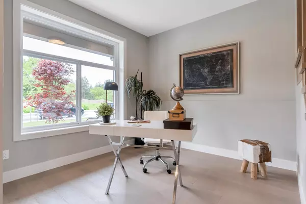 Maple Ridge, BC V2W 1H8,24417 Jenewein DR