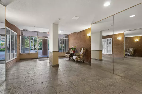 Coquitlam, BC V3B 7N5,1189 Eastwood ST #1405