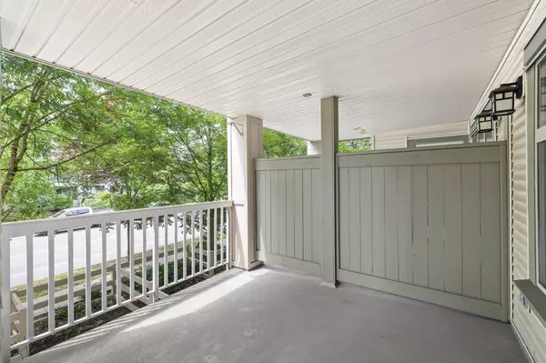 6500 194 ST #214 Surrey, BC V4N 5X4