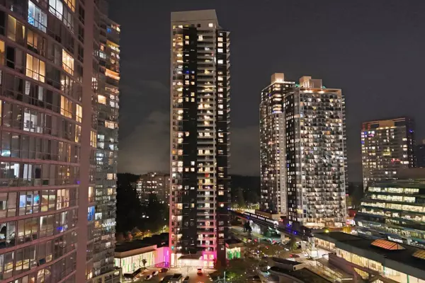 9887 Whalley BLVD #3701, Surrey, BC V3T 0P4