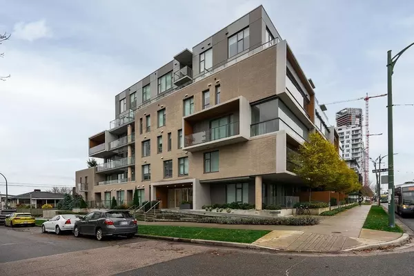 5733 Alberta ST #403, Vancouver, BC V5Y 0M3