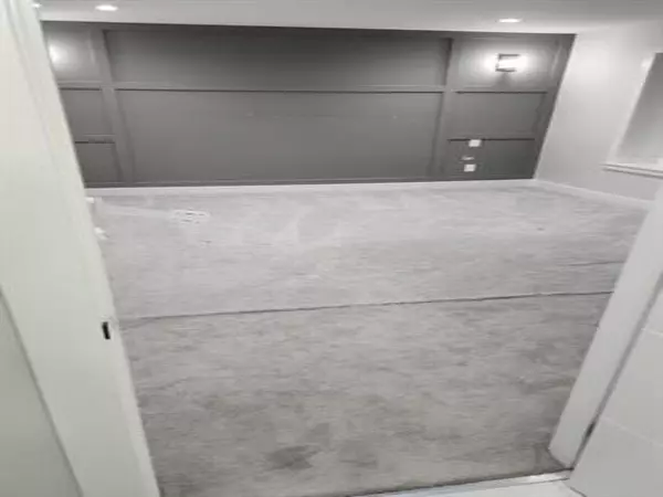 Maple Ridge, BC V1M 3R3,11022 240 ST