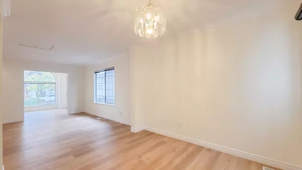 22260 Garratt DR Richmond, BC V6V 2P6