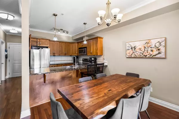 20286 53a AVE #104 Langley, BC V3A 0A8