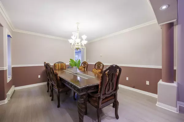 15210 82 AVE Surrey, BC V3S 9B4