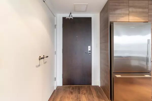 North Vancouver, BC V7J 0A9,1550 Fern ST #1501