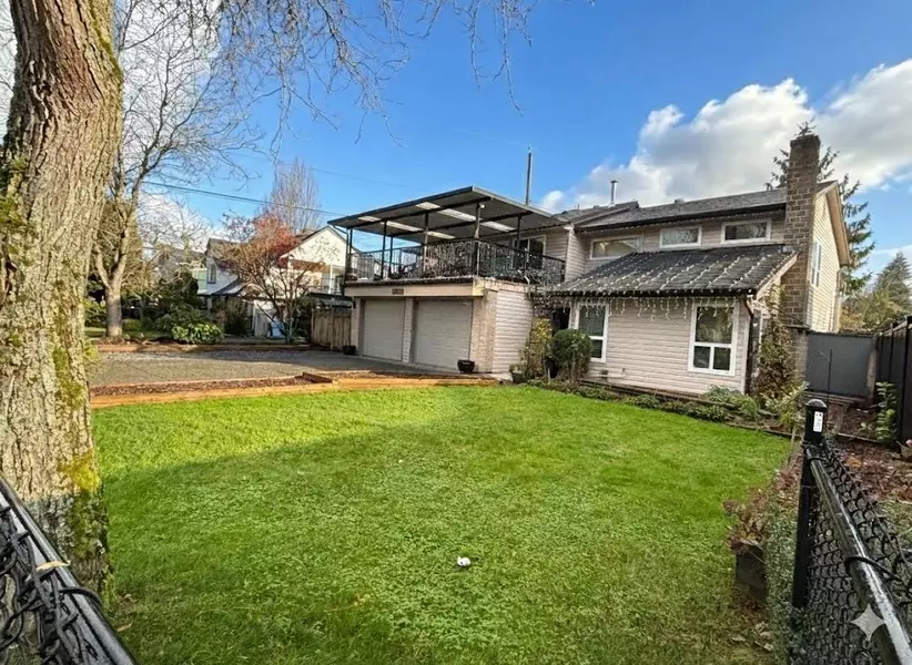 14183 72a AVE, Surrey, BC V3W 2R2