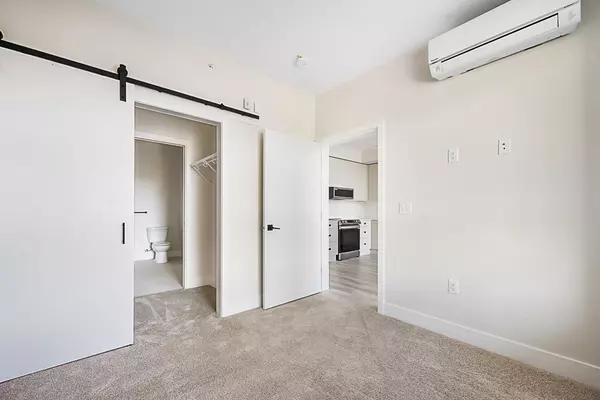 45497 Campus DR #407 Chilliwack, BC V2R 6L8