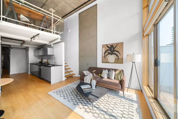 Vancouver, BC V6J 1R1,1529 W 6th AVE #413