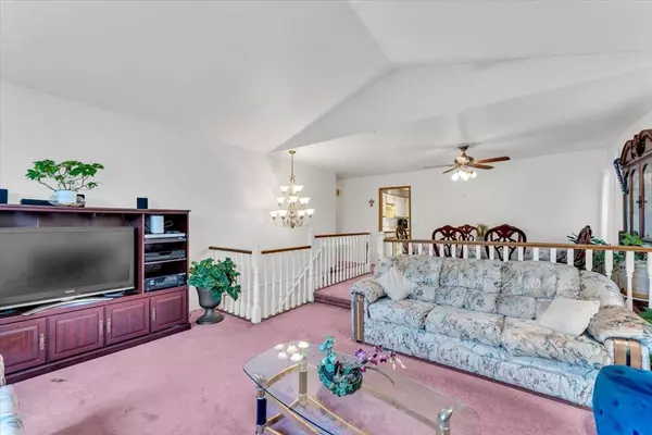 Surrey, BC V4N 3E3,16059 93 AVE