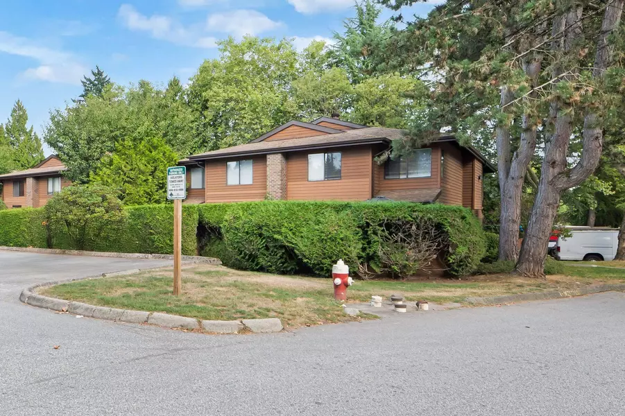 10620 150 ST #310, Surrey, BC V3R 7R9