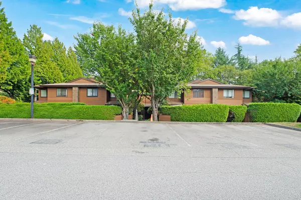 Surrey, BC V3R 7R9,10620 150 ST #310