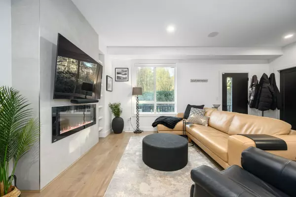 Coquitlam, BC V3E 0T1,3503 Gislason AVE #107