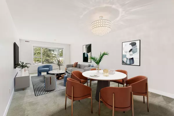 1378 George ST #301, White Rock, BC V4B 3Z9