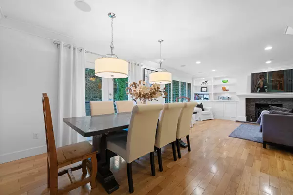 12682 26 AVE Surrey, BC V4A 5R7