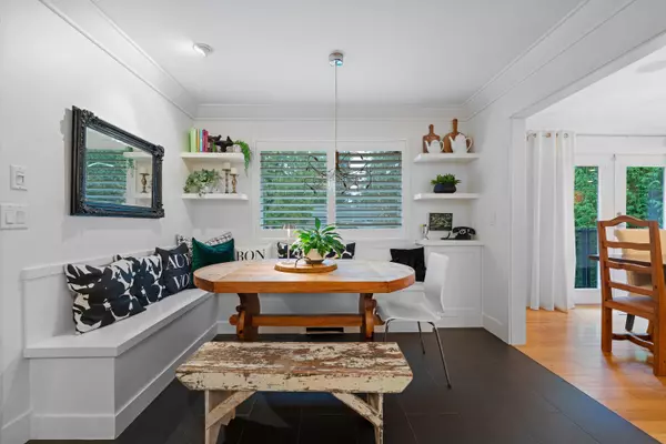 12682 26 AVE Surrey, BC V4A 5R7