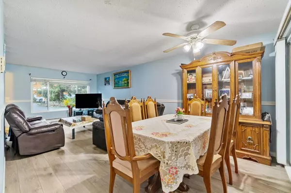 Abbotsford, BC V2T 4J1,32310 Mouat DR #12