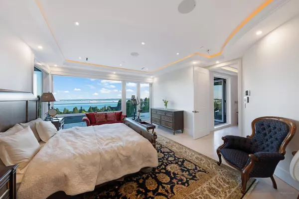 2538 Ottawa AVE West Vancouver, BC V7V 2T4