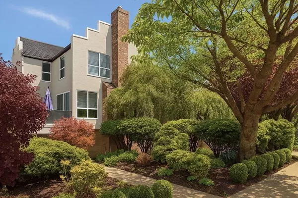 1508 Blackwood ST #5, White Rock, BC V4B 3V4