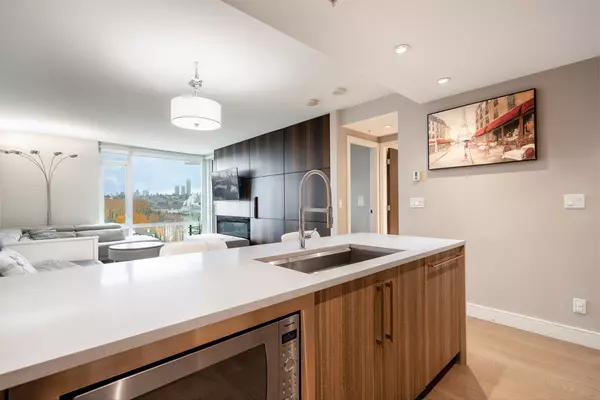 210 Salter ST #1302 New Westminster, BC V3M 0J9