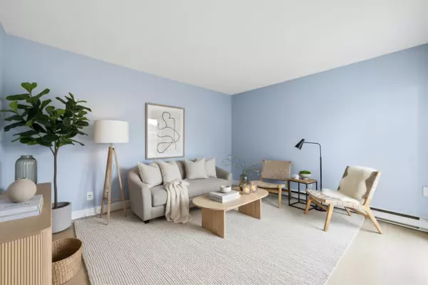 310 Highland WAY #4, Port Moody, BC V3H 3V7