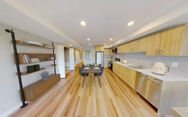 New Westminster, BC V3L 1B1,408 East Columbia #318