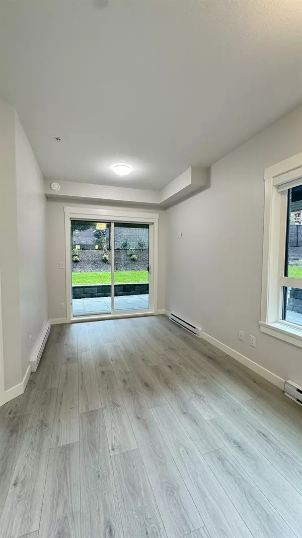 Abbotsford, BC V2S 0N9,33886 Pine ST #112