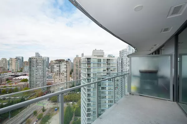 Vancouver, BC V6Z 0E7,89 Nelson ST #2403