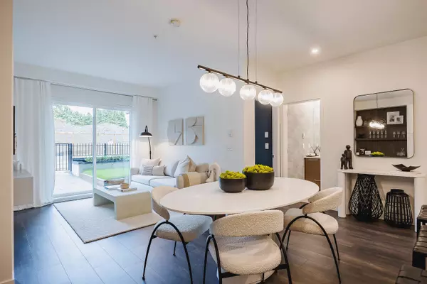 Abbotsford, BC V2T 0L3,32174 George Ferguson WAY #601