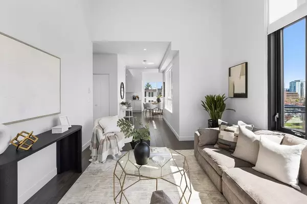 Abbotsford, BC V2T 0L3,32174 George Ferguson WAY #504