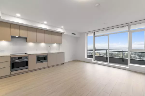 13675 107a AVE #1810, Surrey, BC V3T 2H3