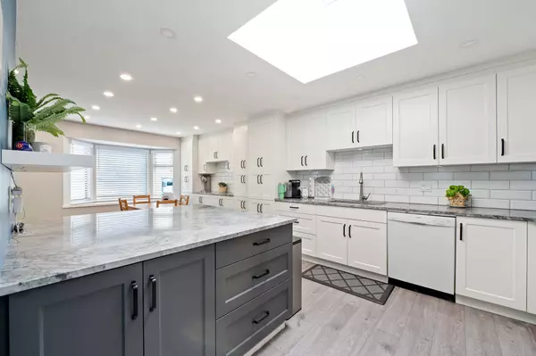 New Westminster, BC V3M 3S7,777 Eighth ST #410