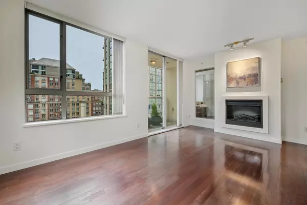 Vancouver, BC V6B 1E6,1225 Richards ST #804