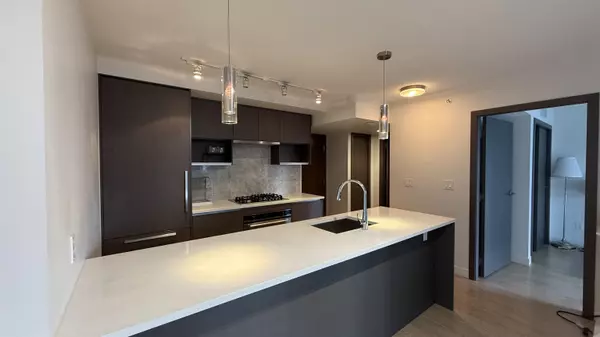 Richmond, BC V6X 0R2,8988 Patterson RD #828