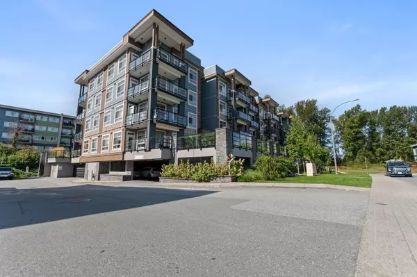 45562 Airport RD #504, Chilliwack, BC V2P 0J8