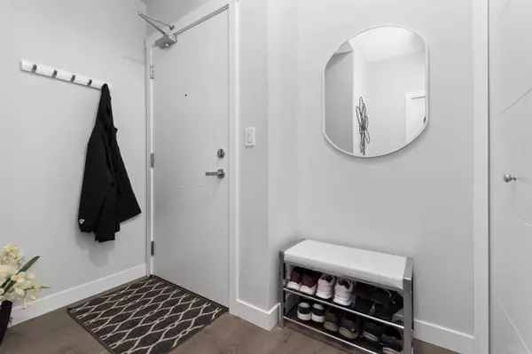 Chilliwack, BC V2P 0J8,45562 Airport RD #504