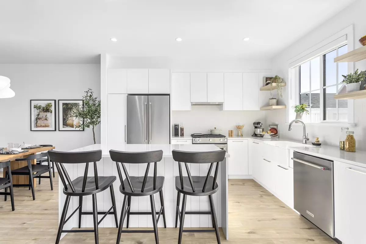 Tsawwassen, BC V4L 0B7,6366 Dairy AVE #7