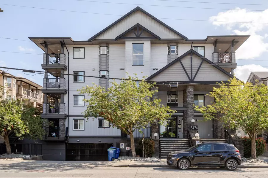 5474 198th ST #409, Langley, BC V3A 1G2