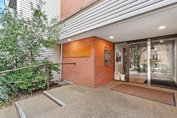 1080 Broughton ST #207, Vancouver, BC V6G 2A8