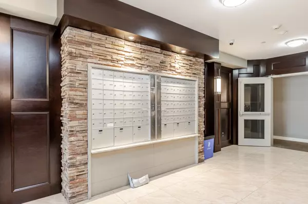 Langley, BC V2Y 3L7,8561 203a St ST #404