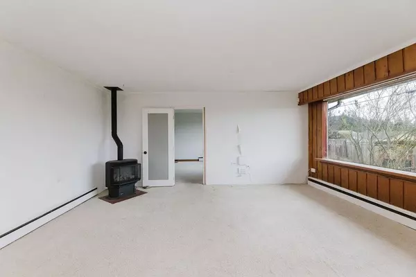 635 Martin RD Gibsons, BC V0N 1V9