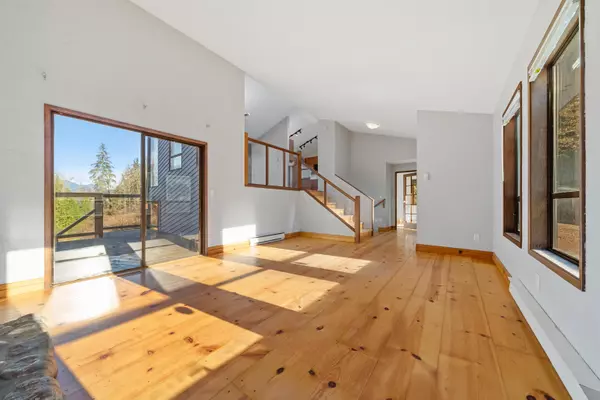 Maple Ridge, BC V2W 1G9,25443 Bosonworth AVE