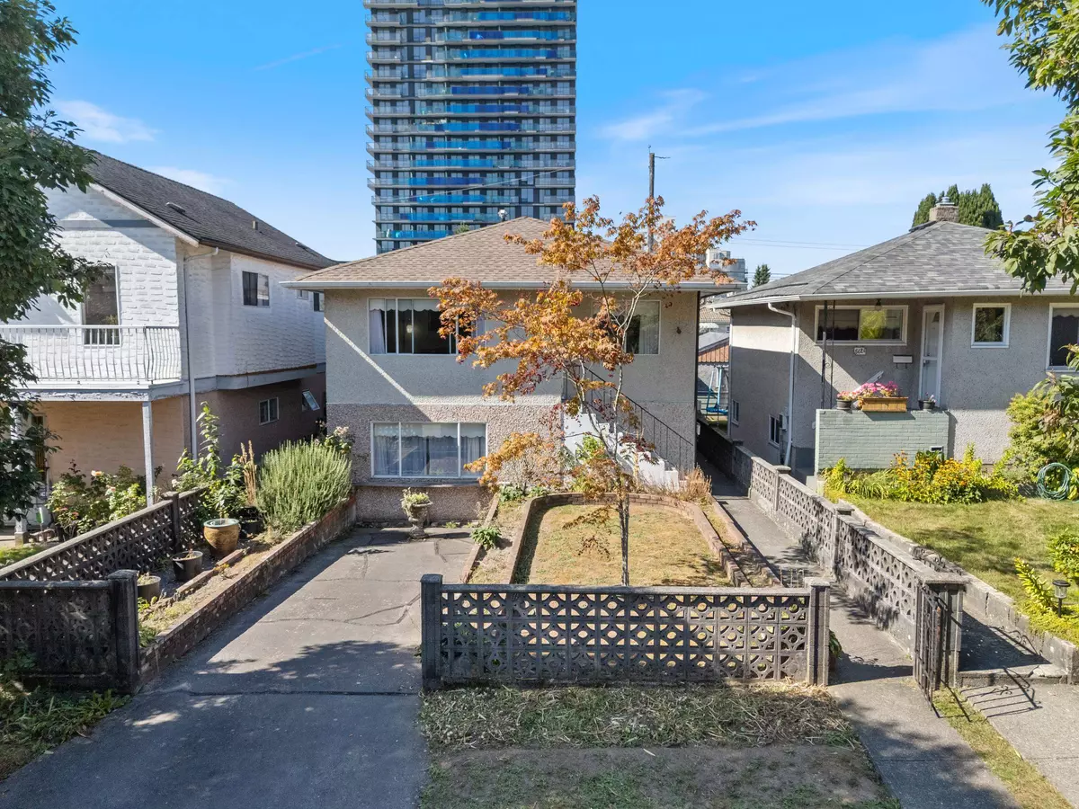 Vancouver, BC V5R 4J8,5131 Ann ST